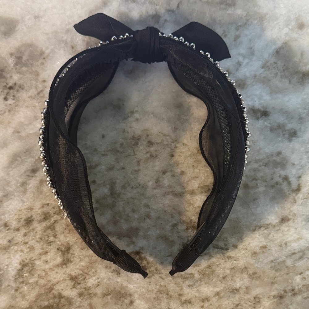 Boutique Elegant Black Headband